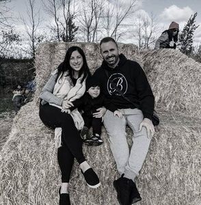 Meet your Posher, Angela